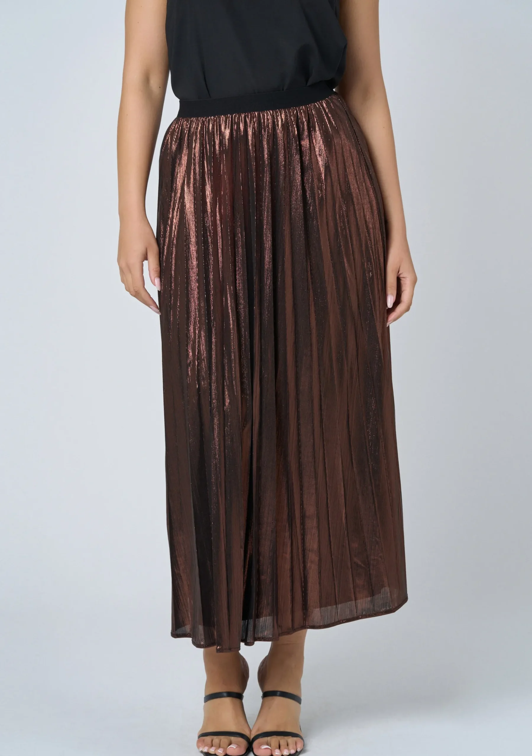 Berlin Maiden Pleated Maxi Skirt