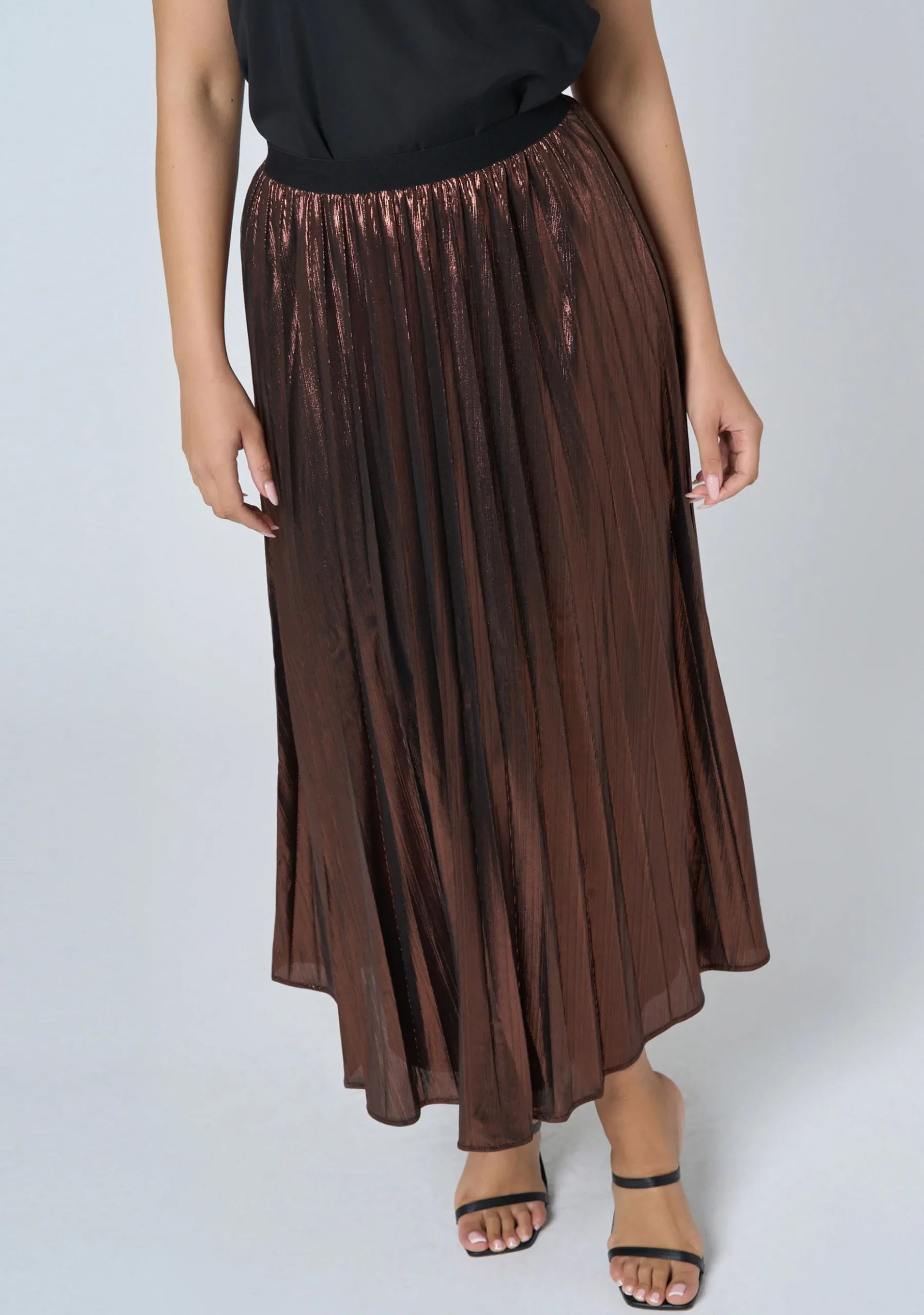 Berlin Maiden Pleated Maxi Skirt