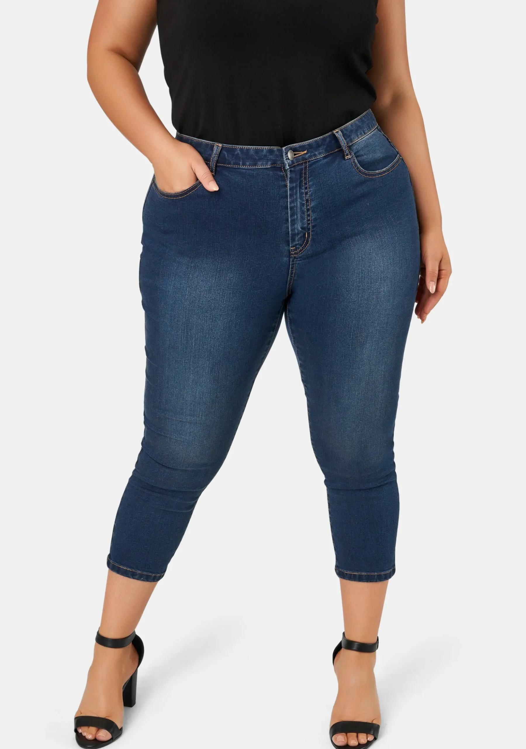 Bobbie Curve Crop Jeans