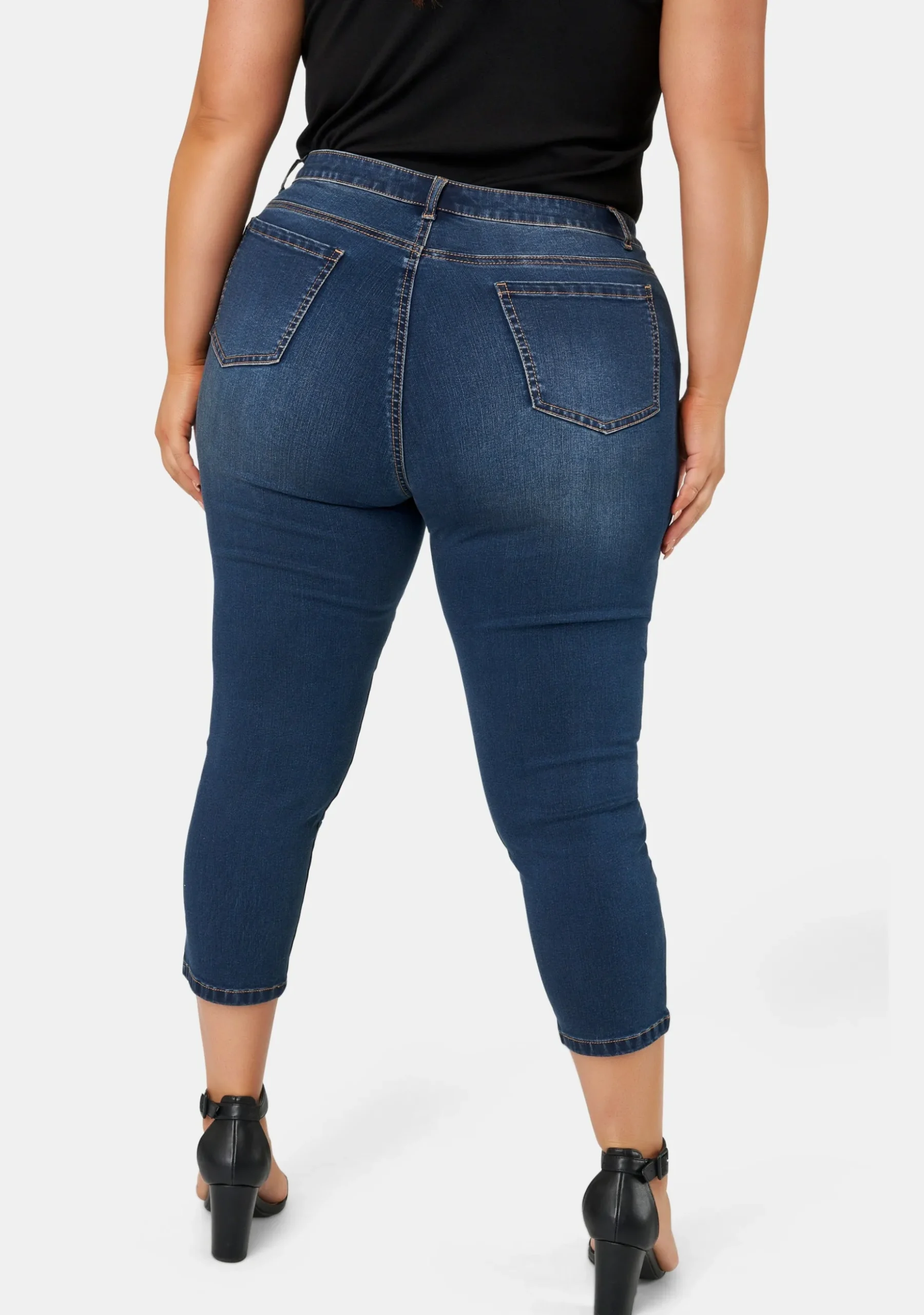 Bobbie Curve Crop Jeans