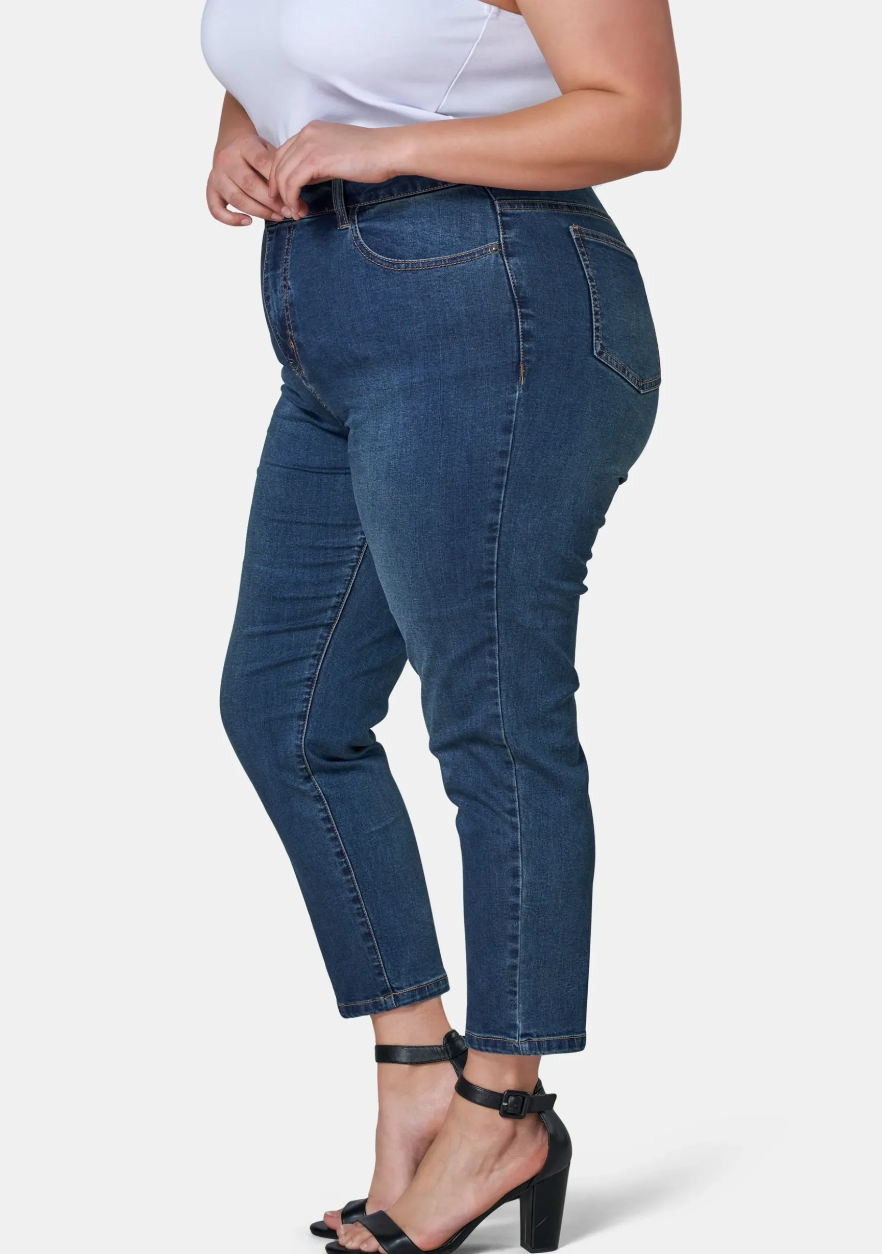 Bobbie Curve Crop Jeans
