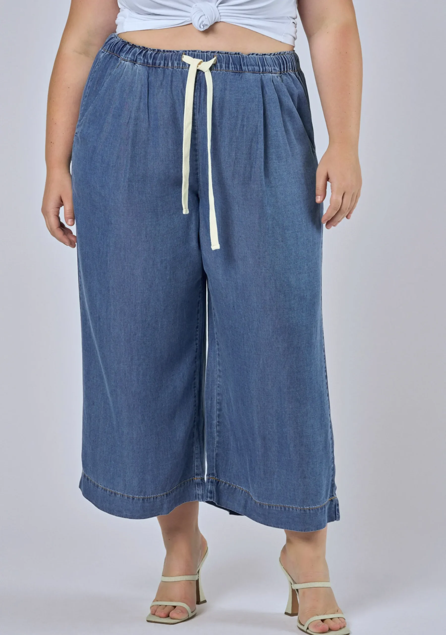 Cleo Chambray Crop Pant