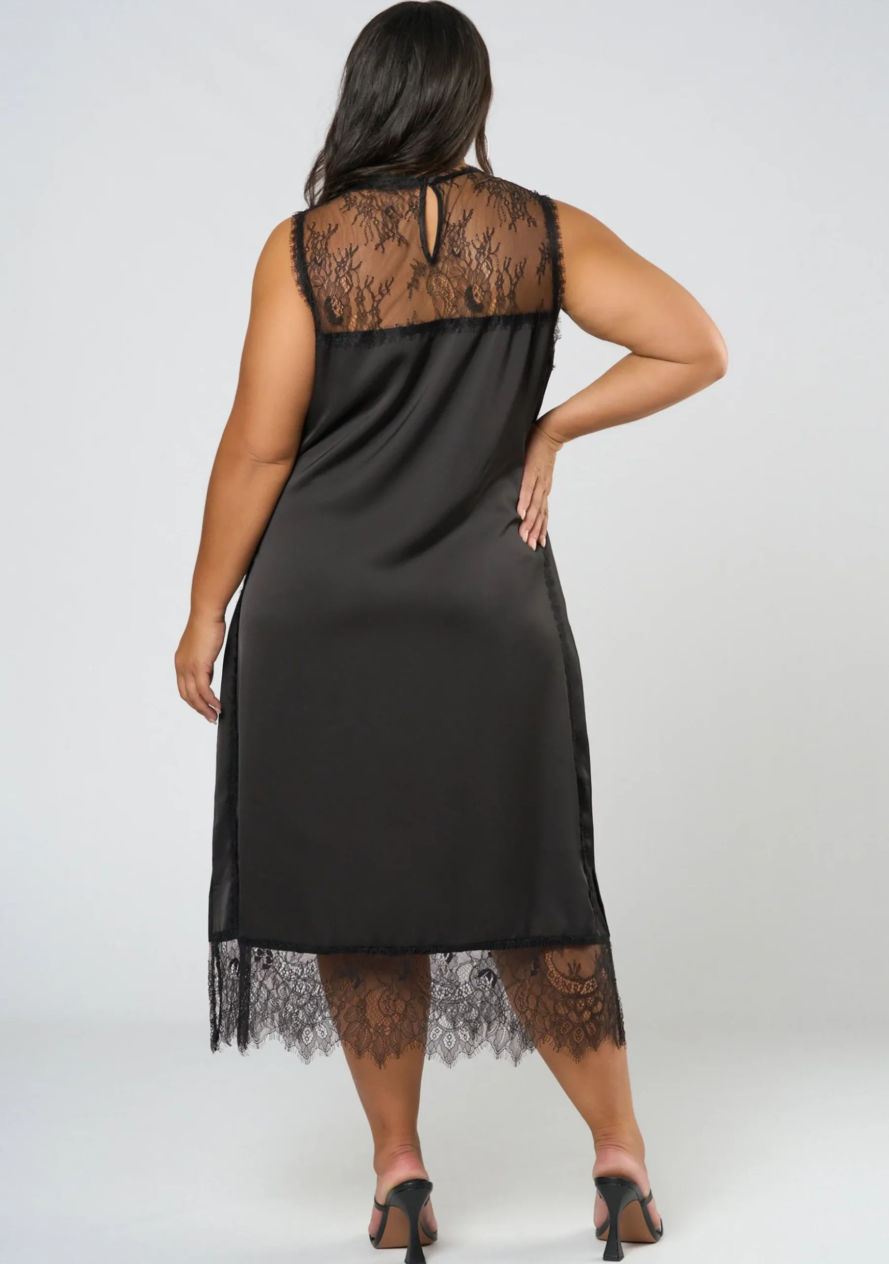 Heart of Glass Midi Dress