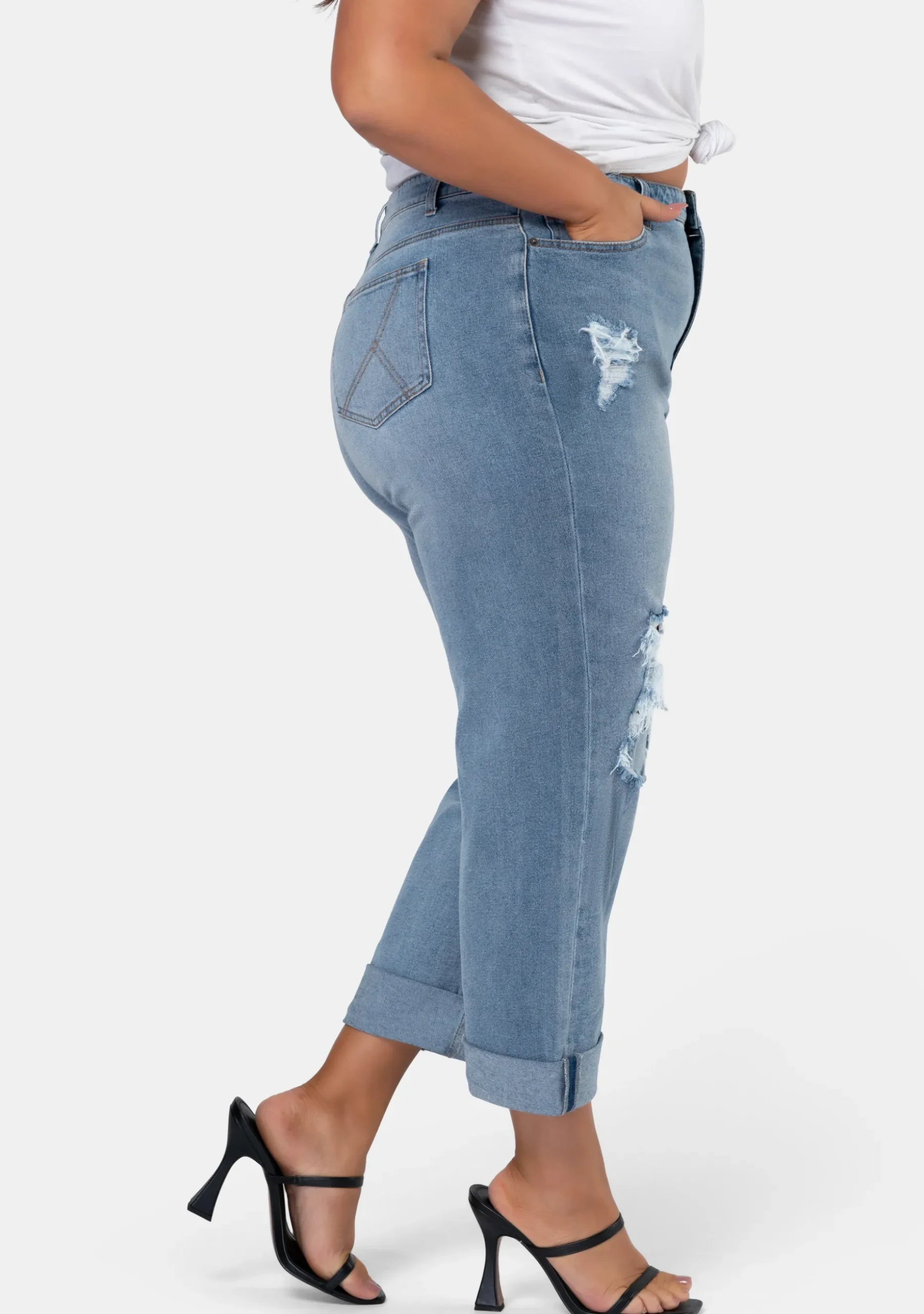 Jump Around Distressed Jean