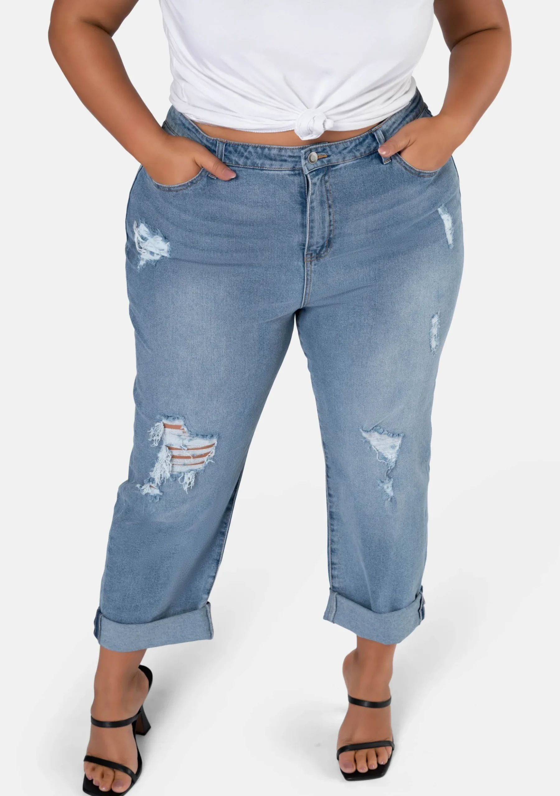 Jump Around Distressed Jean