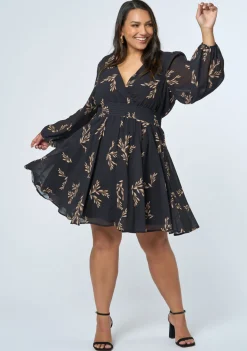 Kiss Kiss Midi Dress