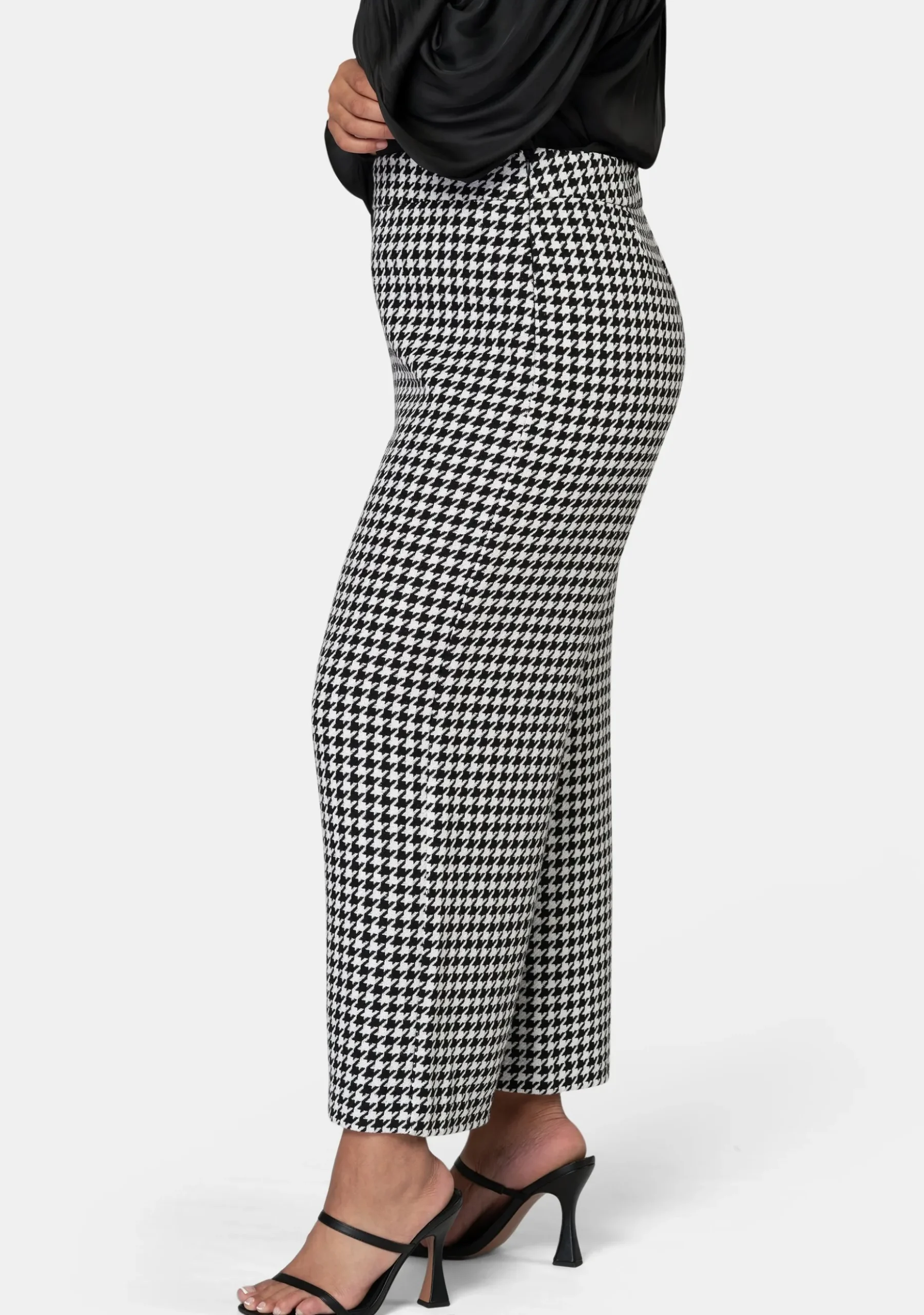 Lila Wide Leg Pant