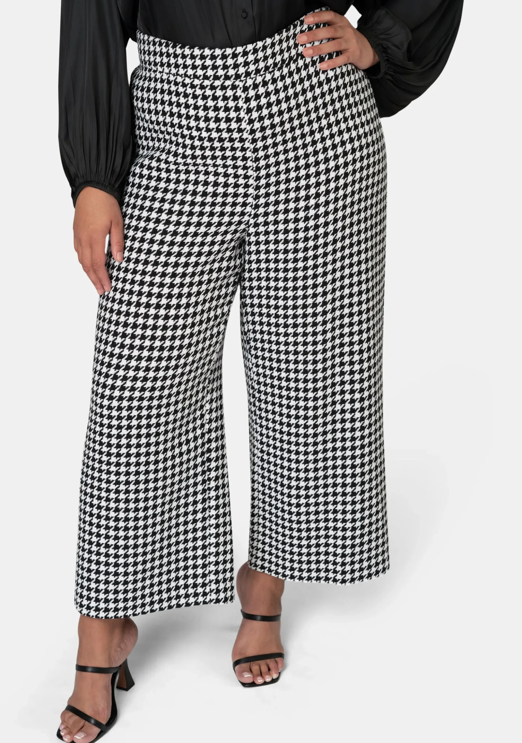 Lila Wide Leg Pant