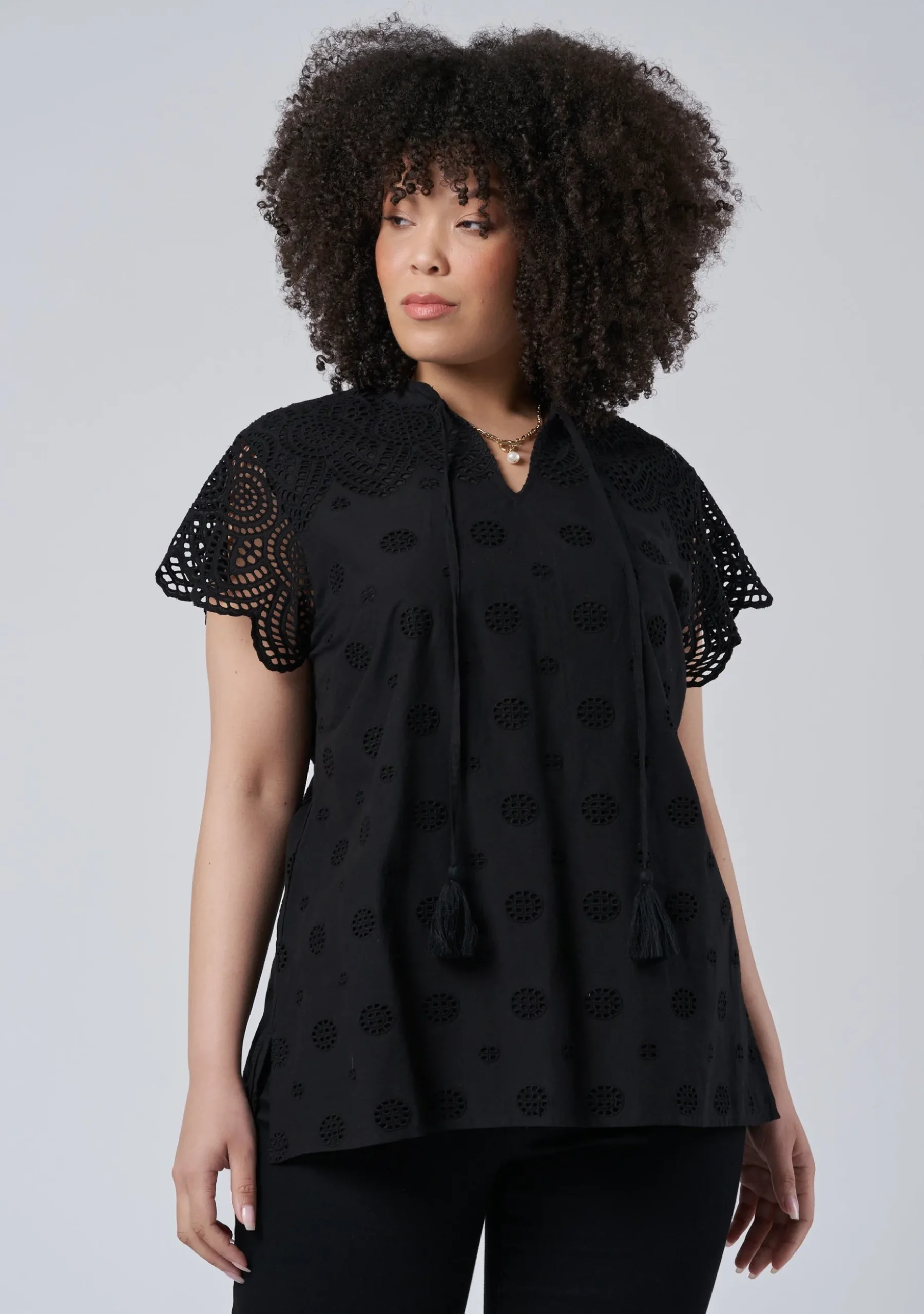 Madison Broderie Blouse
