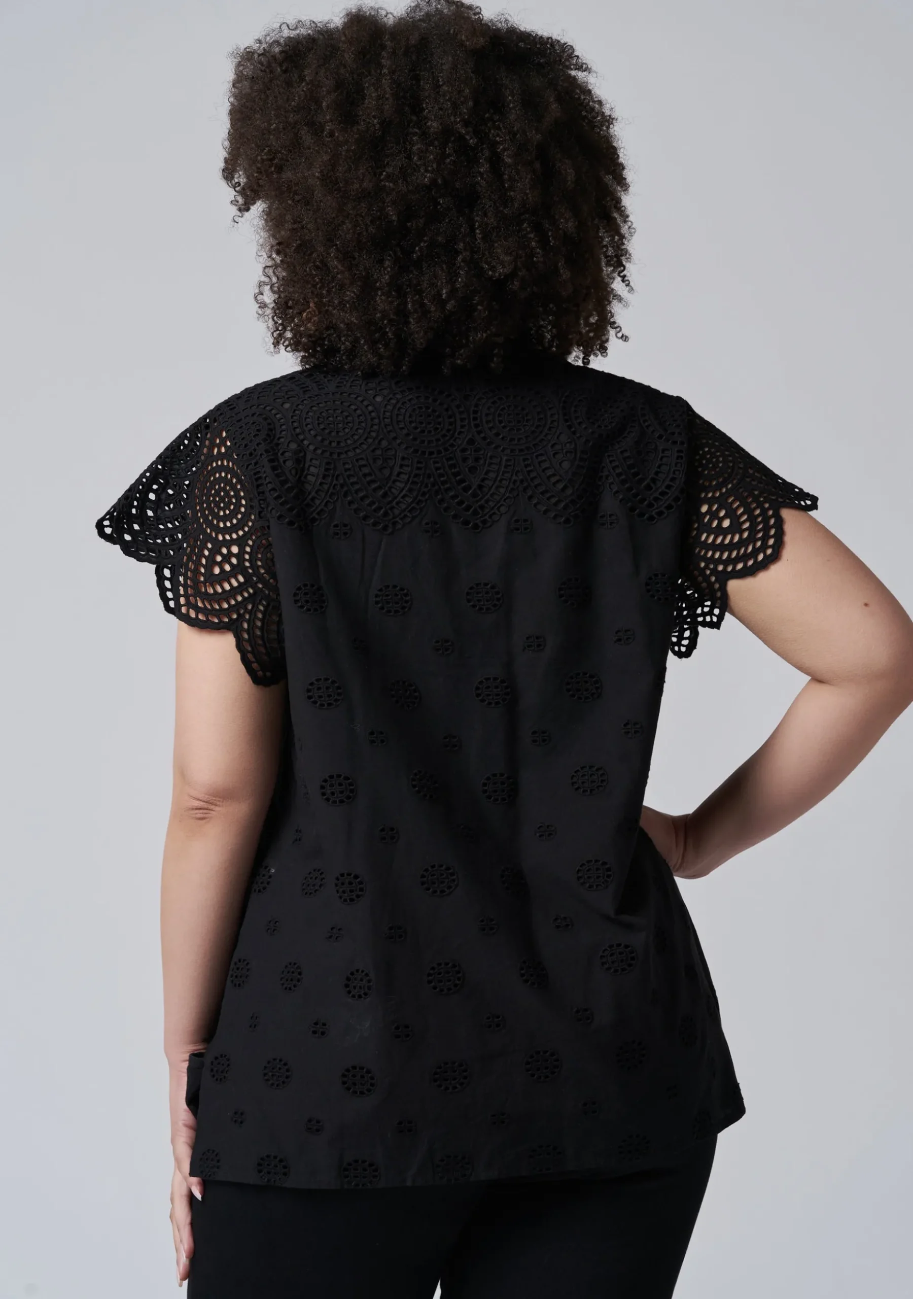 Madison Broderie Blouse