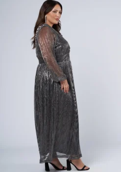 Night Rhythm Maxi Dress