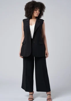 Scarlett Sleeveless Blazer