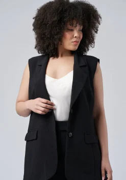 Scarlett Sleeveless Blazer
