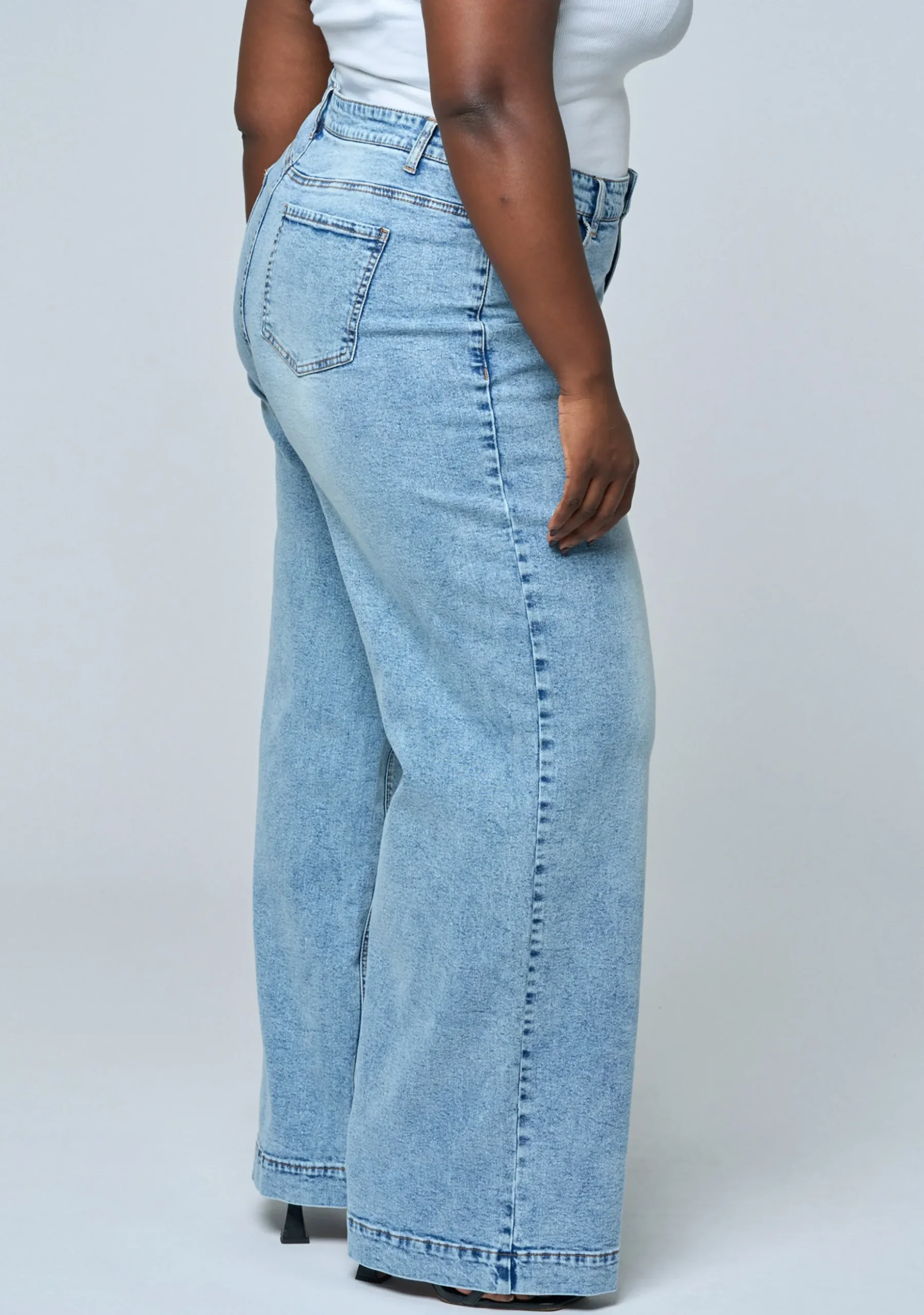 Sully Wide Leg Jean